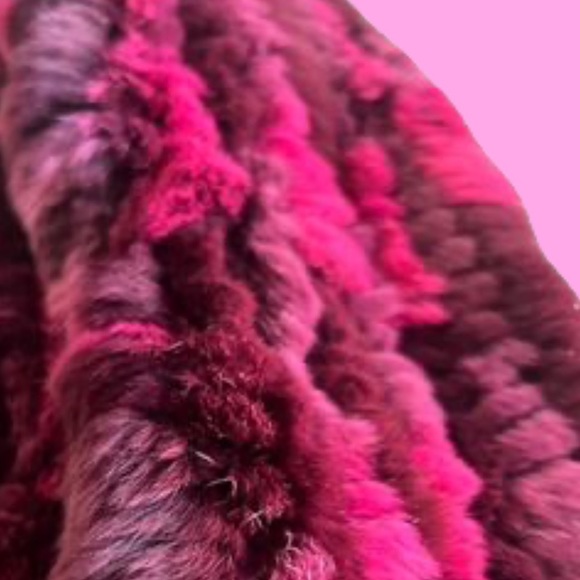 Pink Rabbit Fur Scarf - Picture 2 of 2